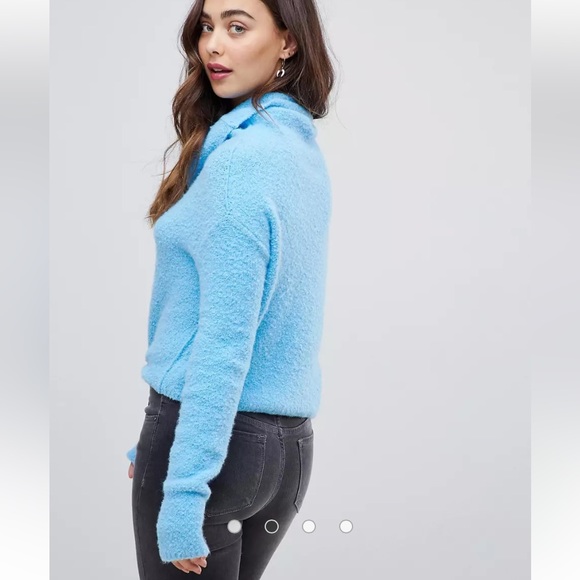 Free People Stormy Sweater size Small Petite (SP), blue 💙 - Picture 4 of 6